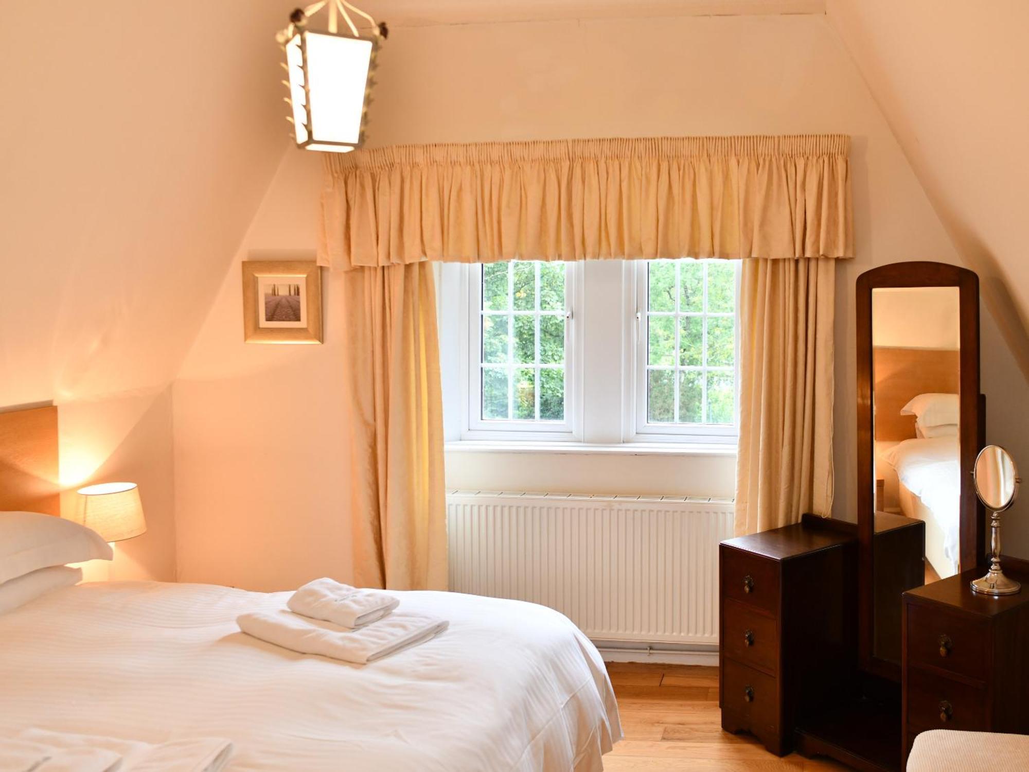 Cloncaird Castle Estate Cottages Maybole الغرفة الصورة