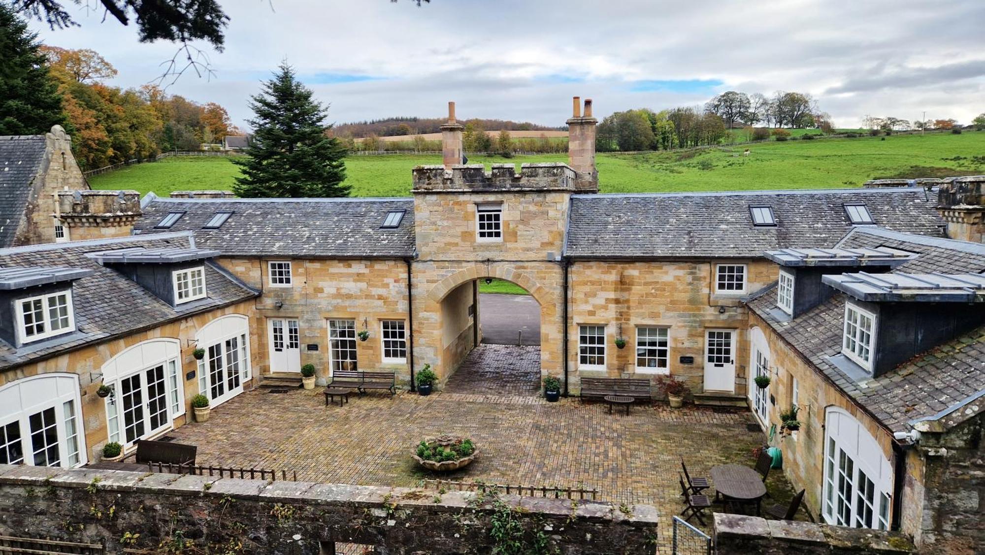 Cloncaird Castle Estate Cottages Maybole المظهر الخارجي الصورة